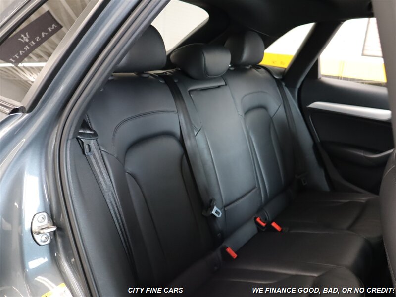 2017 Audi Q3 Prestige photo 30