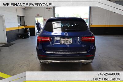 2017 Mercedes-Benz GLC GLC 300 - Photo 8 - Panorama City, CA 91402
