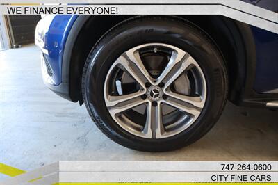 2017 Mercedes-Benz GLC GLC 300 - Photo 4 - Panorama City, CA 91402