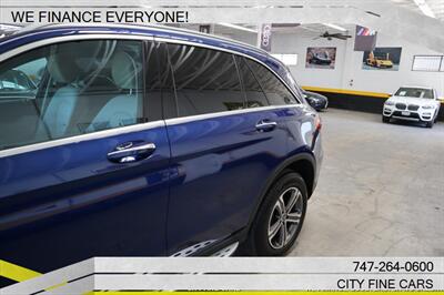 2017 Mercedes-Benz GLC GLC 300 - Photo 6 - Panorama City, CA 91402