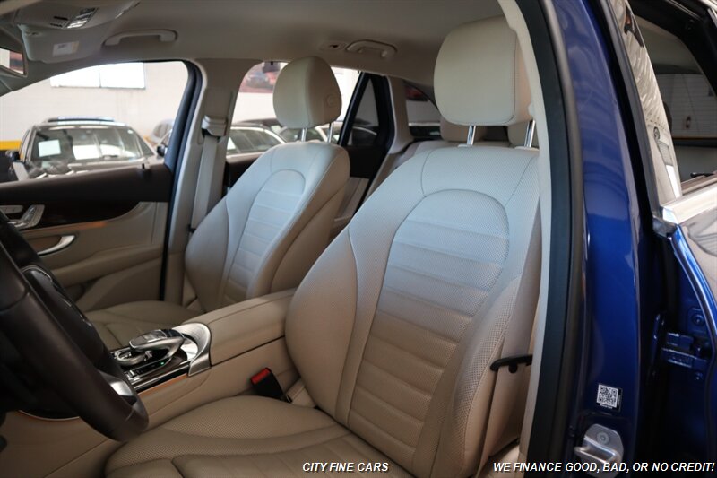 2017 Mercedes-Benz GLC GLC 300 - Photo 29 - Panorama City, CA 91402