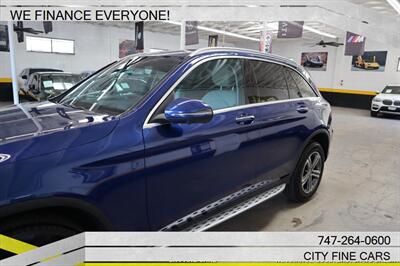 2017 Mercedes-Benz GLC GLC 300 - Photo 5 - Panorama City, CA 91402