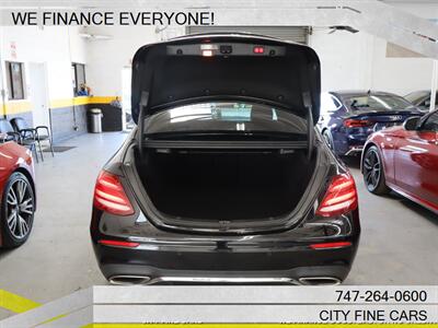 2018 Mercedes-Benz E 300   - Photo 28 - Panorama City, CA 91402