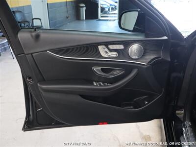 2018 Mercedes-Benz E 300   - Photo 15 - Panorama City, CA 91402