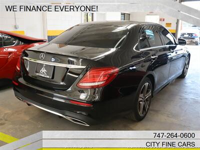 2018 Mercedes-Benz E 300   - Photo 9 - Panorama City, CA 91402