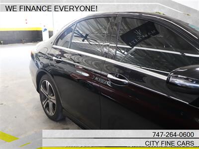 2018 Mercedes-Benz E 300   - Photo 11 - Panorama City, CA 91402