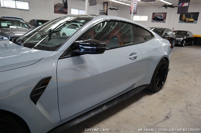 2022 BMW M4 Competition - Photo 5 - Panorama City, CA 91402
