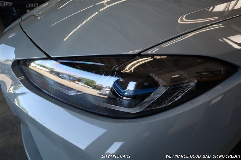 2022 BMW M4 Competition - Photo 36 - Panorama City, CA 91402