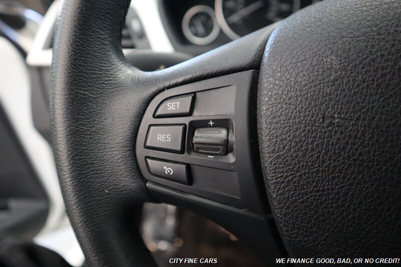 2017 BMW 320i - Photo 14 - Panorama City, CA 91402