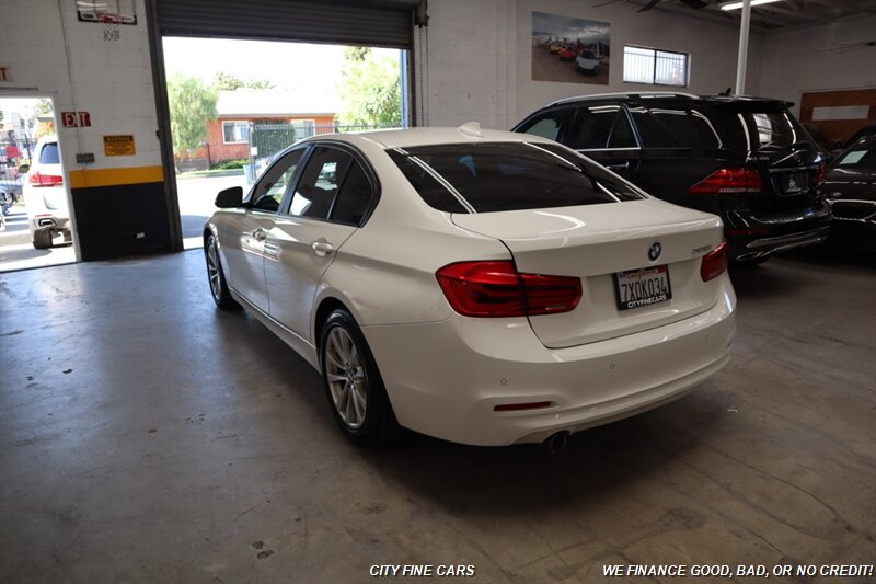 2017 BMW 320i - Photo 6 - Panorama City, CA 91402