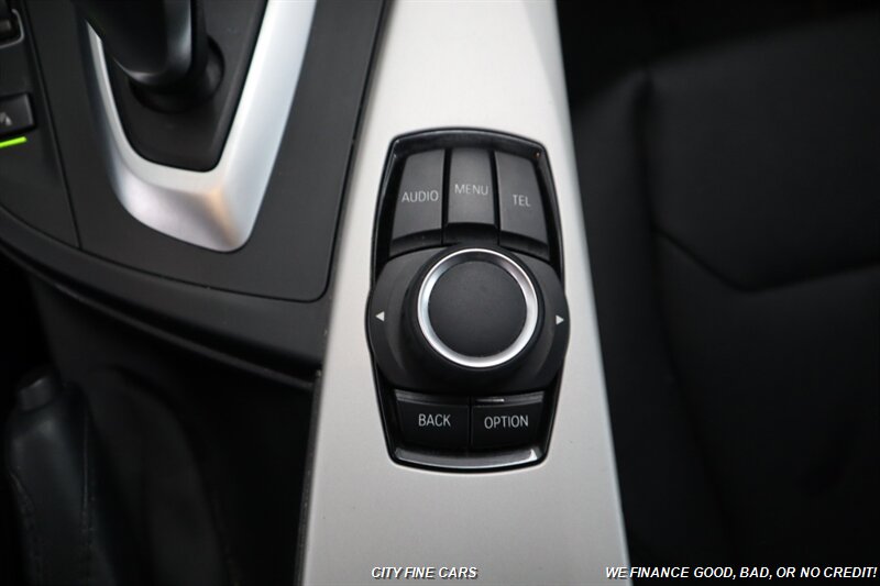 2017 BMW 320i - Photo 21 - Panorama City, CA 91402