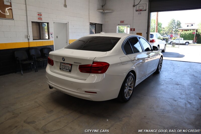 2017 BMW 320i - Photo 8 - Panorama City, CA 91402