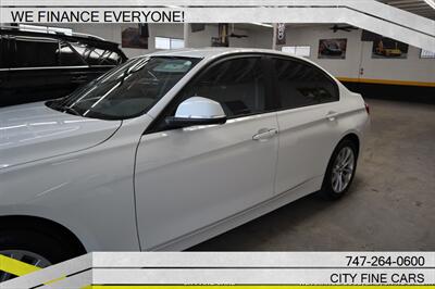 2017 BMW 320i - Photo 4 - Panorama City, CA 91402