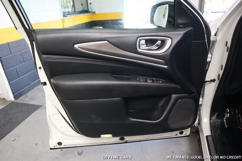 2020 INFINITI QX60 Pure - Photo 15 - Panorama City, CA 91402