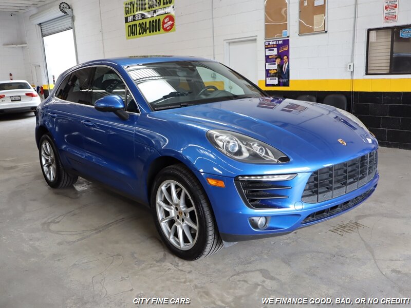 2016 Porsche Macan S photo 11