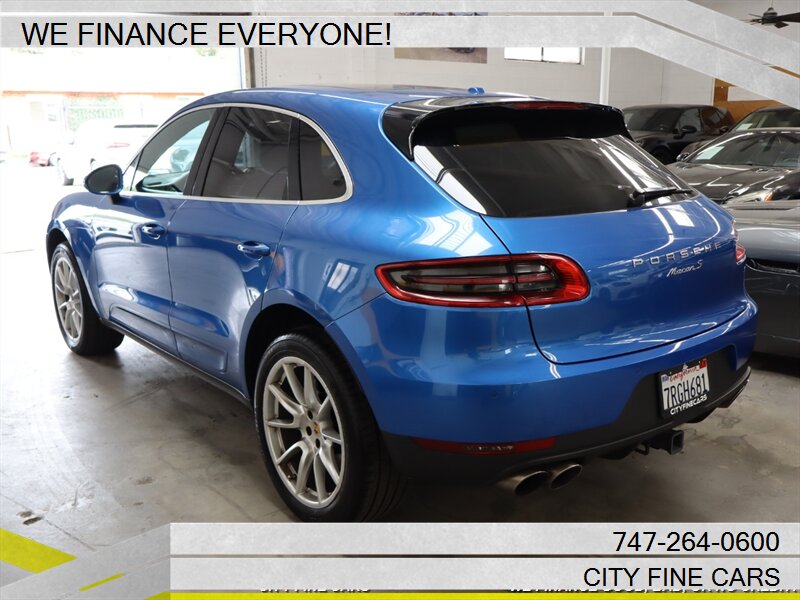 2016 Porsche Macan S photo 37