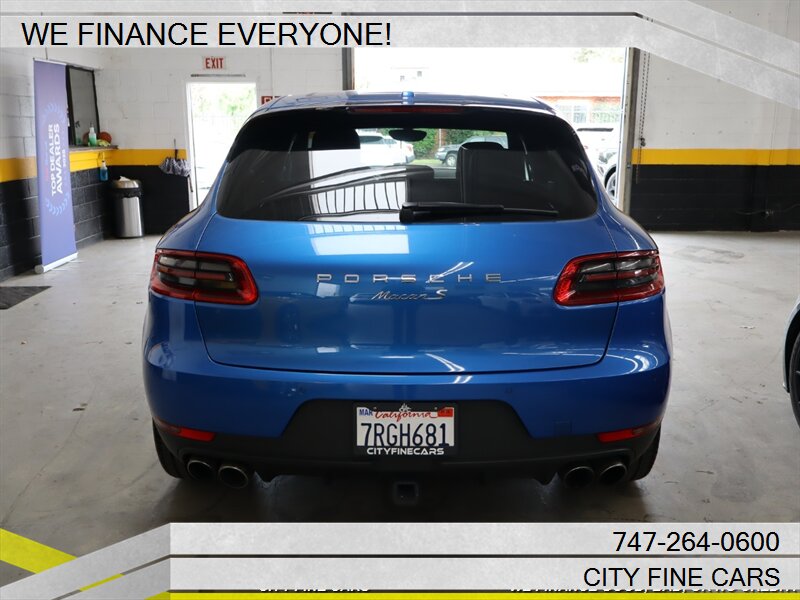 2016 Porsche Macan S photo 38