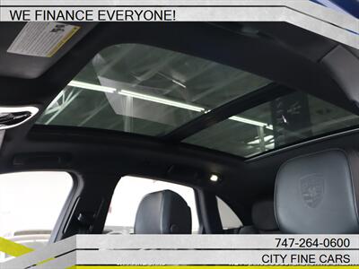 2016 Porsche Macan S   - Photo 29 - Panorama City, CA 91402