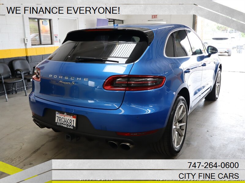 2016 Porsche Macan S photo 39