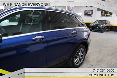 2017 Mercedes-Benz GLC GLC 300   - Photo 6 - Panorama City, CA 91402