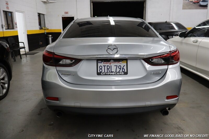 2016 Mazda MAZDA6 i Grand Touring photo 9