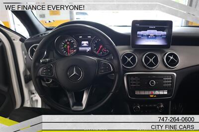 2019 Mercedes-Benz GLA GLA 250   - Photo 14 - Panorama City, CA 91402