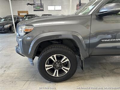 2017 Toyota Tacoma TRD Sport   - Photo 3 - Panorama City, CA 91402