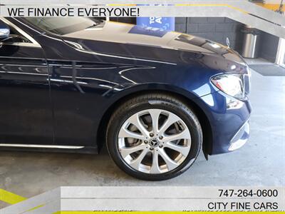 2018 Mercedes-Benz E 300   - Photo 13 - Panorama City, CA 91402