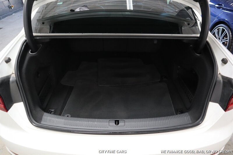 2018 Audi A4 2.0T ultra Premium - Photo 27 - Panorama City, CA 91402