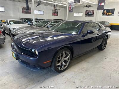 2017 Dodge Challenger SXT   - Photo 2 - Panorama City, CA 91402