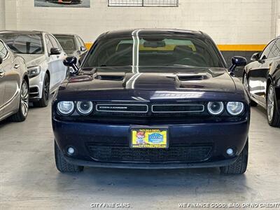 2017 Dodge Challenger SXT   - Photo 3 - Panorama City, CA 91402