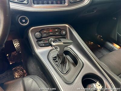 2017 Dodge Challenger SXT   - Photo 27 - Panorama City, CA 91402