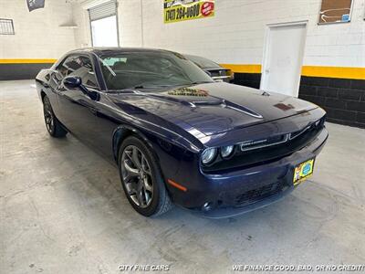 2017 Dodge Challenger SXT   - Photo 13 - Panorama City, CA 91402