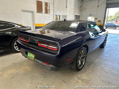 2017 Dodge Challenger SXT   - Photo 9 - Panorama City, CA 91402