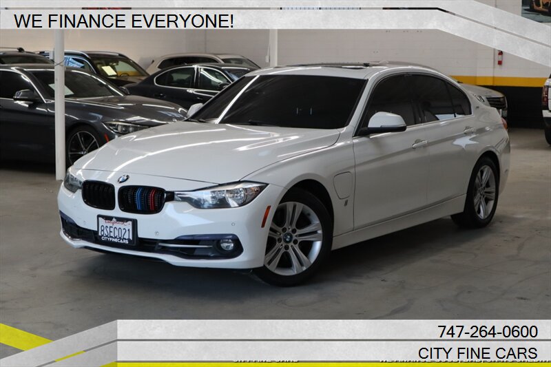 2017 BMW 3 Series 330e iPerformance   - Photo 1 - Panorama City, CA 91402