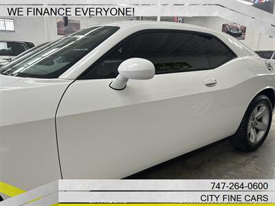 2014 Dodge Challenger R/T   - Photo 6 - Panorama City, CA 91402