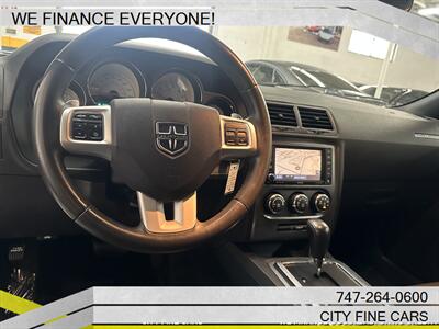 2014 Dodge Challenger R/T   - Photo 11 - Panorama City, CA 91402