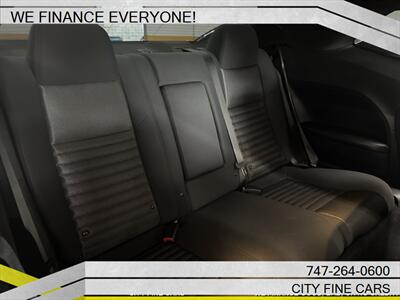 2014 Dodge Challenger R/T   - Photo 18 - Panorama City, CA 91402