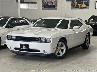 2014 Dodge Challenger R/T   - Photo 3 - Panorama City, CA 91402