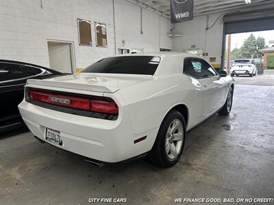 2014 Dodge Challenger R/T   - Photo 8 - Panorama City, CA 91402