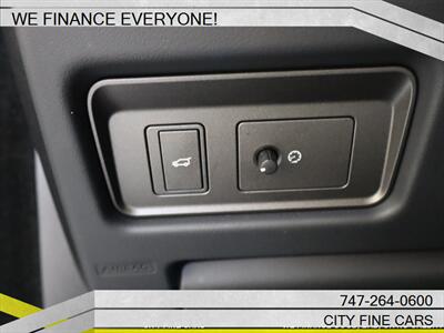 2018 Land Rover Range Rover Evoque SE   - Photo 15 - Panorama City, CA 91402