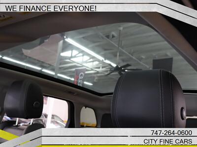 2018 Land Rover Range Rover Evoque SE   - Photo 31 - Panorama City, CA 91402