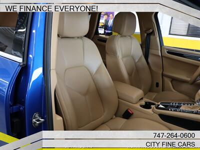 2016 Porsche Macan S   - Photo 40 - Panorama City, CA 91402