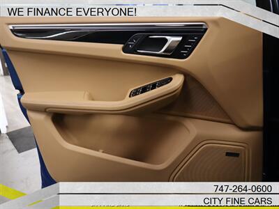 2016 Porsche Macan S   - Photo 21 - Panorama City, CA 91402