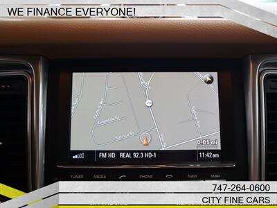 2016 Porsche Macan S   - Photo 23 - Panorama City, CA 91402