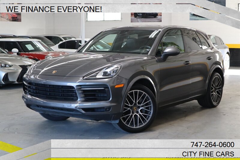 2020 Porsche Cayenne S  