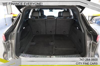 2020 Porsche Cayenne S   - Photo 31 - Panorama City, CA 91402