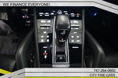 2020 Porsche Cayenne S   - Photo 26 - Panorama City, CA 91402