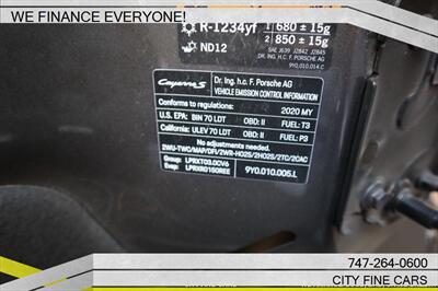 2020 Porsche Cayenne S   - Photo 36 - Panorama City, CA 91402