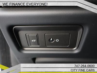 2018 Land Rover Range Rover Evoque SE   - Photo 16 - Panorama City, CA 91402